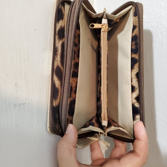 Wallet - Picture 2 of 3